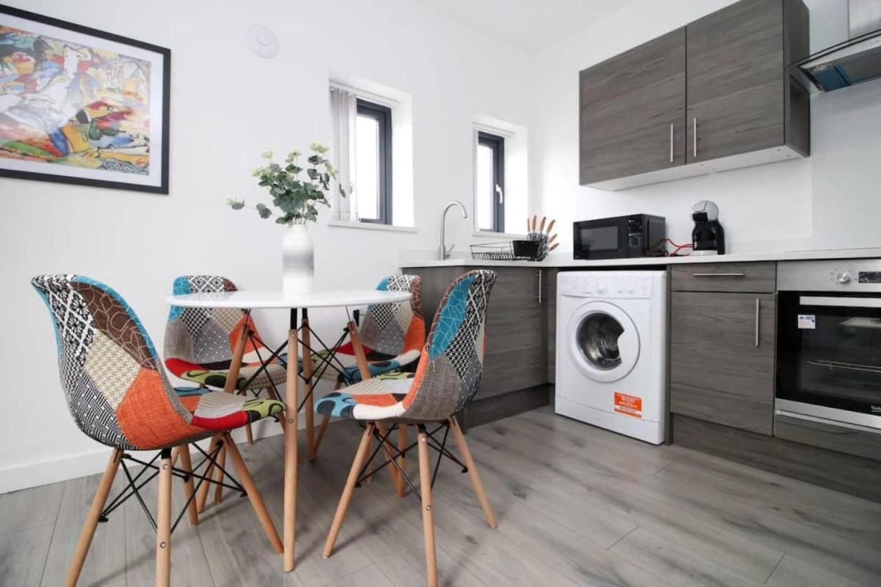 Flat In Cardiff City Centre Exterior photo